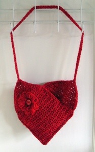 Big Valentine’s Day Crochet Hearts Round-up! 20 x Heart bags, purses and baskets – Crochet in ...